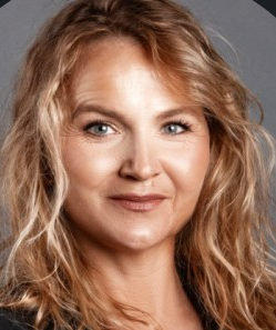 angela